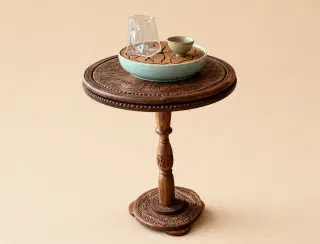 木雕圆边提蓝桌（45cm） 1